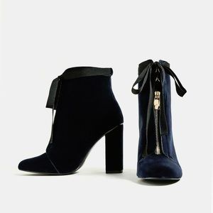 ZARA heeled boot size: 36 EU